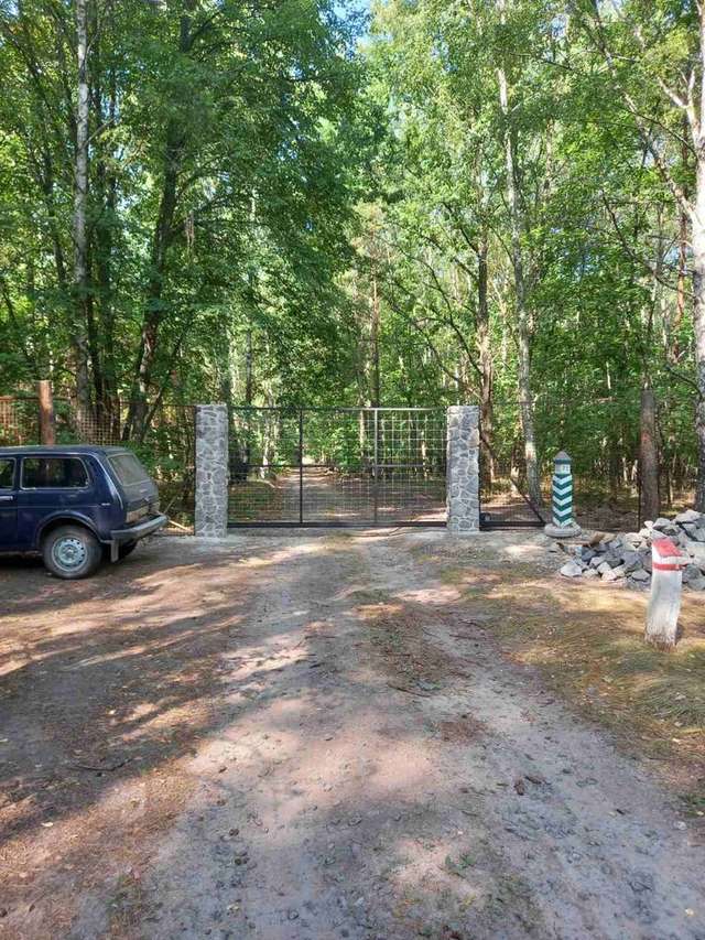 Огородження лісу в селі Лютенька Гадяцького району