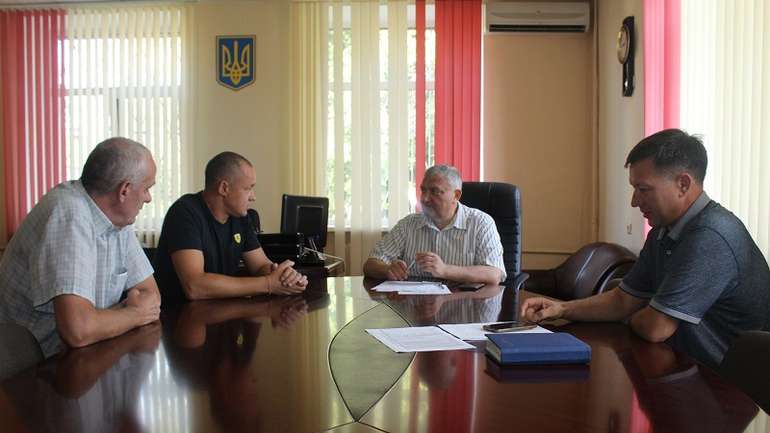 Комунальники Полтави допоможуть відремонтувати каналізацію у Карлівці