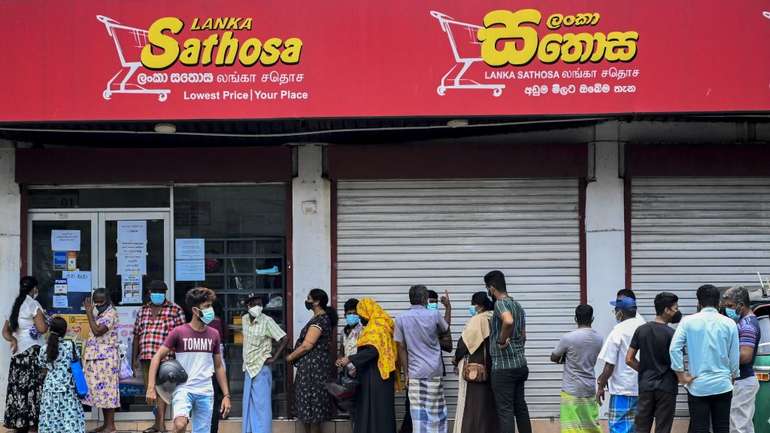 На Шрі-Ланці оголосили надзвичайний стан через нестачу харчів