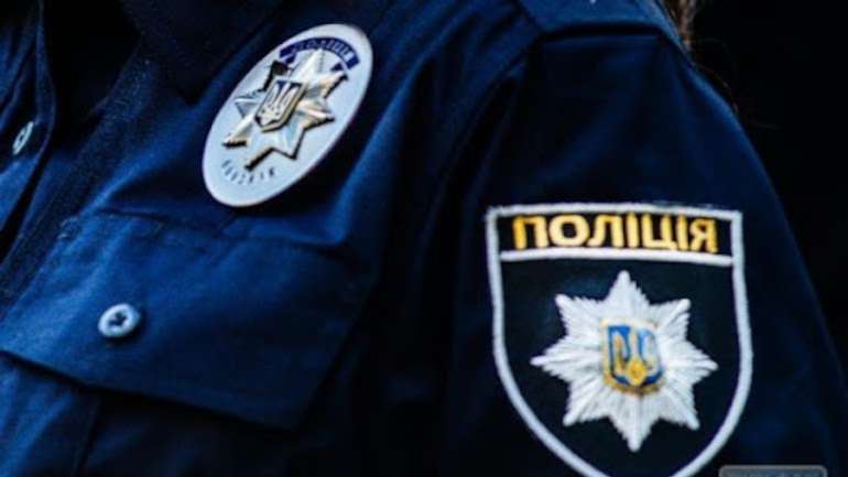 Поліцейський з Полтавщини через хабар втратив посаду і заплатить штраф