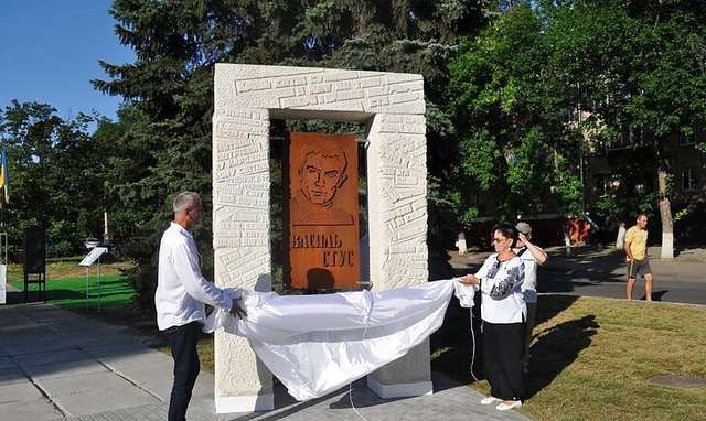 У Краматорську відкрили новий пам’ятник Василю Стусу_7