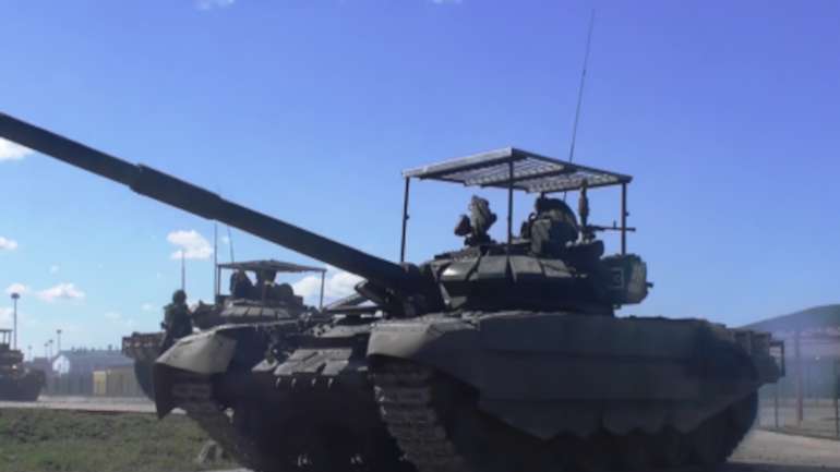 В Ростовській області помічені танки Т-72Б3М із захистом від Javelin