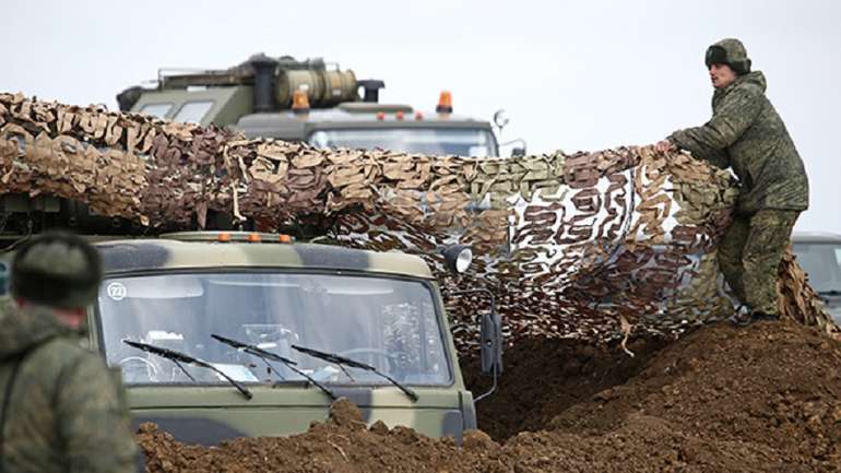 На адмінмежі Херсонщини з Кримом активізувалися російські війська