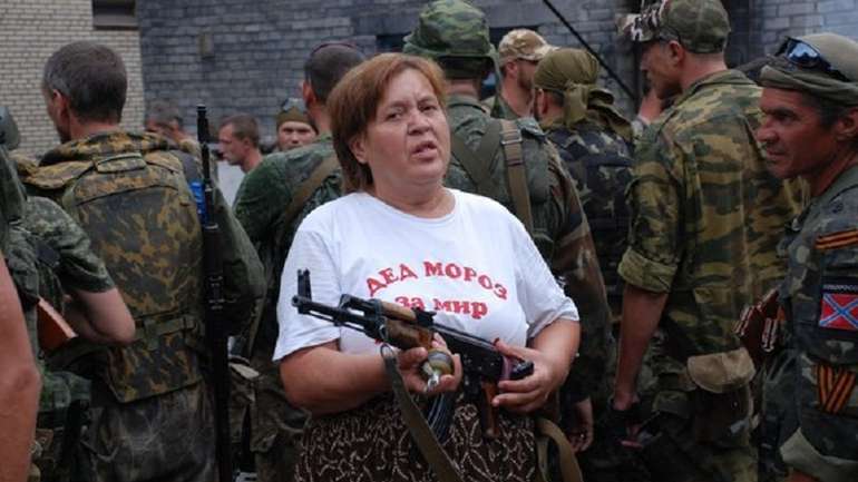 Кремлівські окупанти захоплюють Маріуполь і Харків... поки що ротом