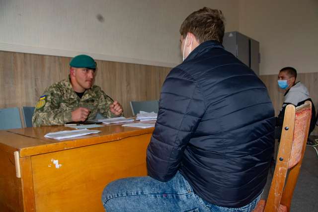 Півтисячі юнаків з усієї Полтавщини поповнять лави українського війська_1