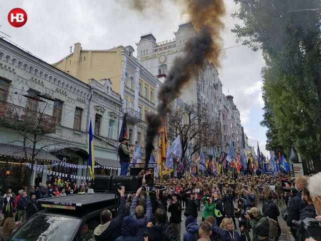 У Києві пройшов велелюдний марш слави УПА_2