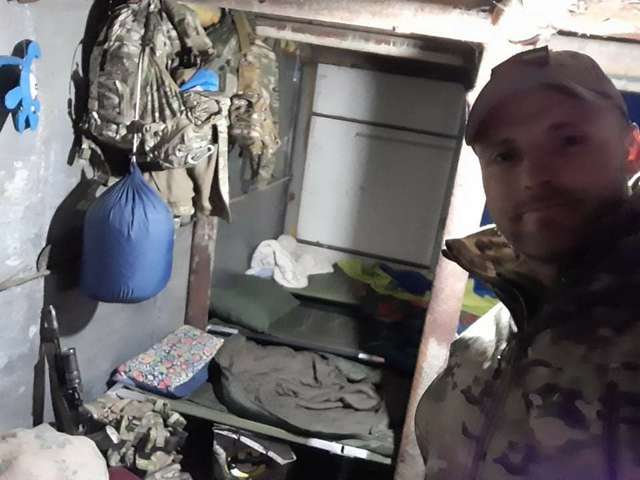 Робоче місце нашого головного редактора_3