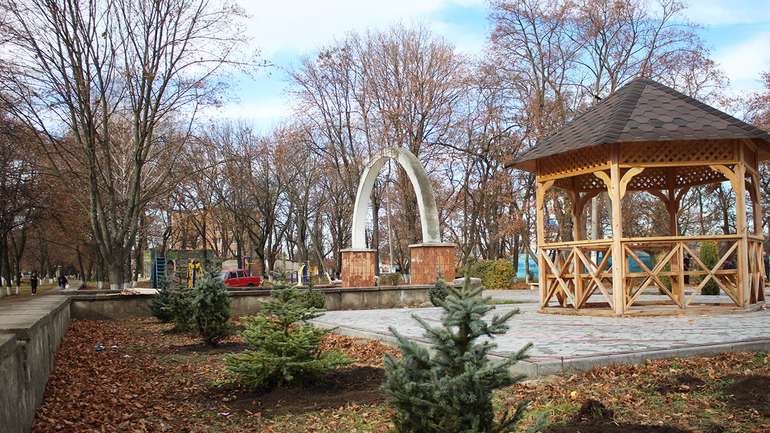 У Кобеляцькій громаді реконструюють Парк Хмельницького