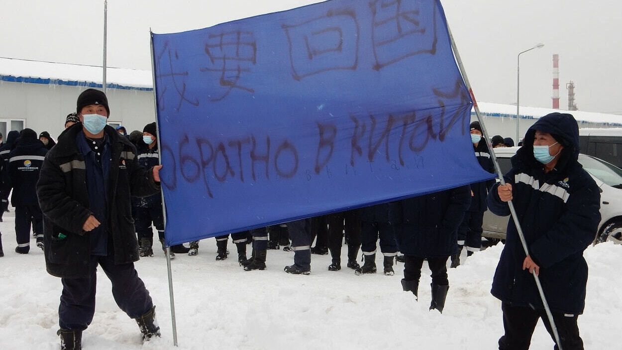 На Росії китайські трудові мігранти вчинили масовий погром_3