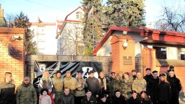 У Львові патріотичні сили прийдуть до будівлі консульства РФ, щоб нагадати їм про Голодомор