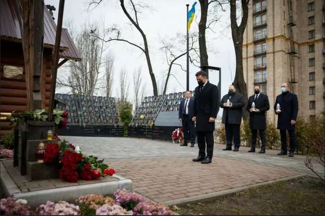 КУДИ ЄРМАК ВЕДЕ ЗЕЛЕНСЬКОГО ТА УКРАЇНУ ?_5