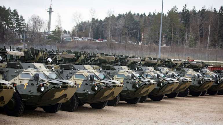 Українські БТР-4 залучають до навчань Combined Resolve
