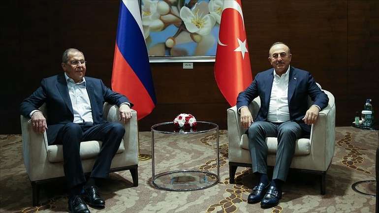 Анкара вимагає від Москви «не нагнітати конфлікт» із Києвом