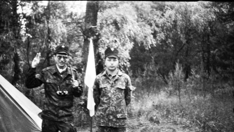 Червоно-чорні паростки (нариси з історії націоналістичного руху Полтавщини 1990-1991 роки)