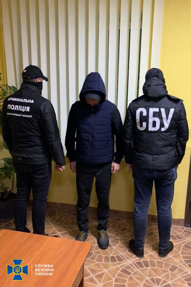 В СБУ повідомили, що викрили підпалювача автівки редактора закарпатського інформагентства_1