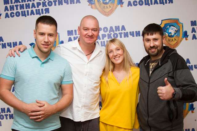 Слушай, зам министра с таким еб@**м как у меня, он один!_1