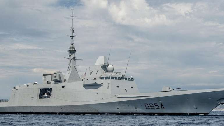 У Чорне море увійшов французький багатоцільовий фрегат Auvergne, росіяни "спостерігають"