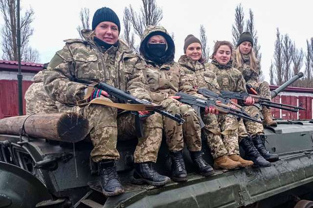 На Полтавщині відбувся військовий вишкіл для жіноцтва_4