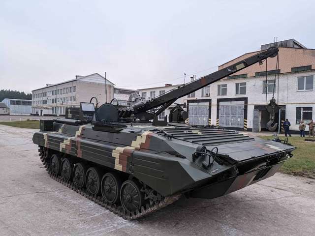 ЗСУ отримали відремонтовані та модернізовані БМП-2 та БРЕМ-2_1