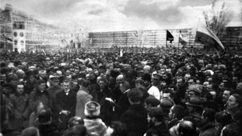 26 грудня 1918 року у київській пресі опублікована Декларація директорії УНР