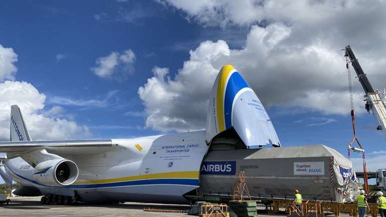 Майже половина авіаперевезень супутників у світі припадає на Ан-124