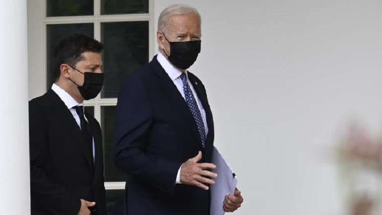 Локшина на вуха: Байден пообіцяв Зеленському мир і рішучу підтримку