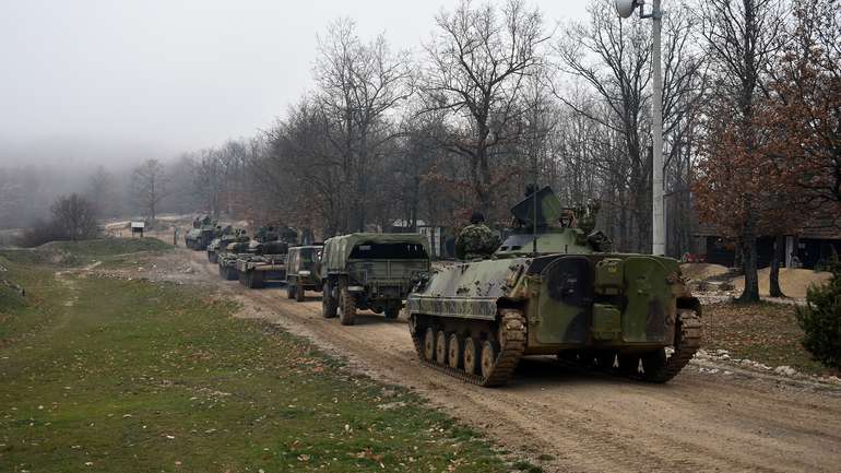 Сербські військові вирішили провести навчання біля адмінкордону з Косово