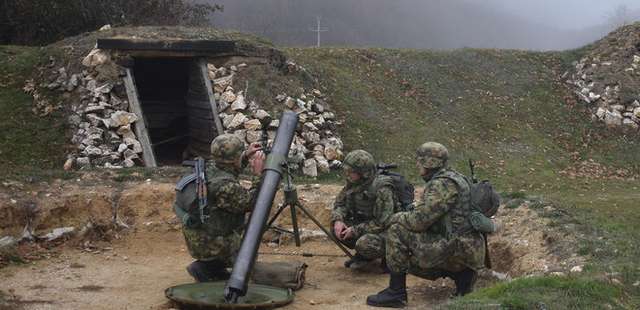 Сербські військові вирішили провести навчання біля адмінкордону з Косово_2