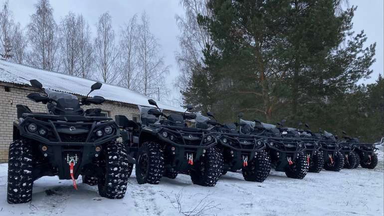 Литовські військові отримали квадроцикли для патрулювання кордону з Білоруссю