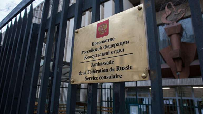 Росія готується до евакуації дипломатів з України
