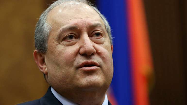 Президент Вірменії заявив, що йде у відставку