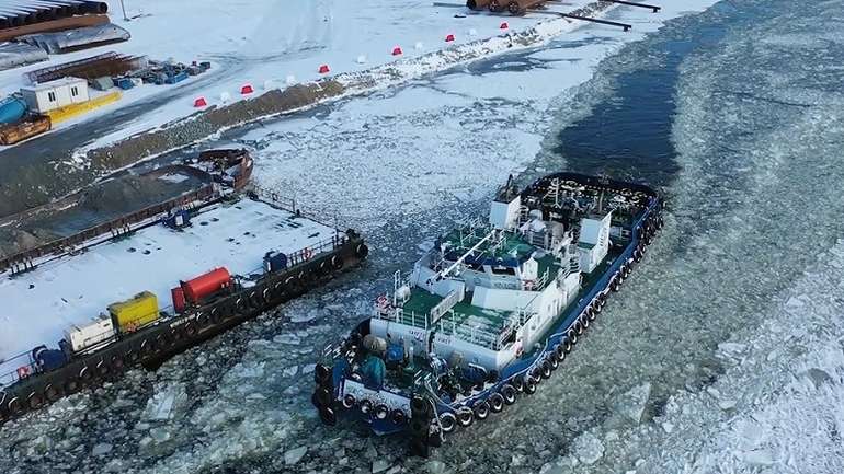 До будівництва мосту у Кременчуці залучили криголам