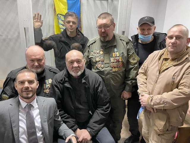 Незаконно переслідувані владою України добровольці