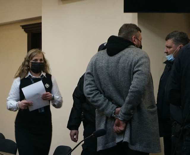 ВАКС відправив до в’язниці двох екссуддів-хабарників_7