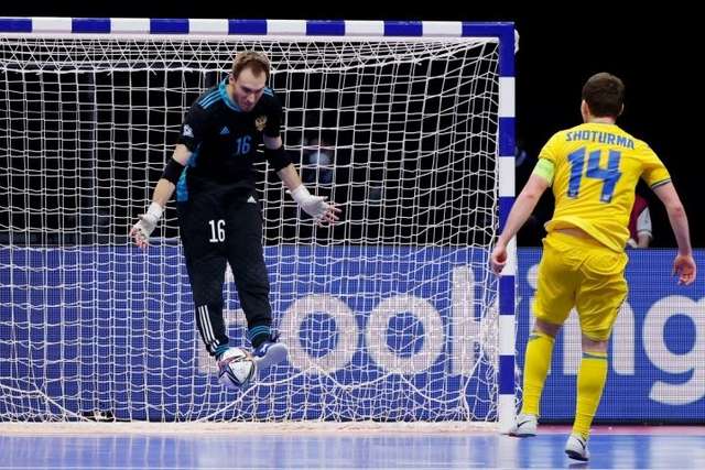 Збірна України поступилася росіянам у півфіналі Євро-2022 з футзалу_5