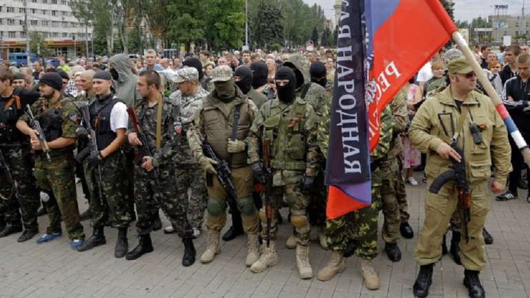 На Донбасі ворог проводить заходи для поповнення особового складу своїх «армій»