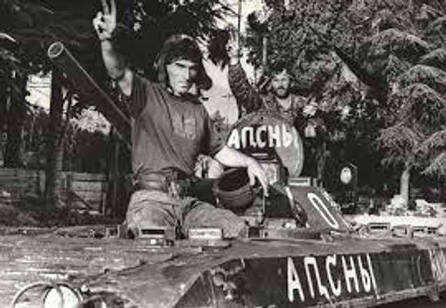 Промосковські сепаратисти на вулицях Сухумі