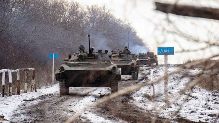 Москва заявила, що повертає війська з-під кордонів України