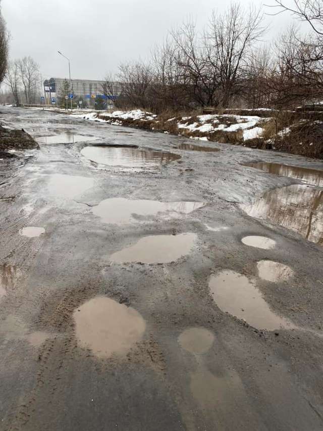 Бездоріжжя на провулку перспективному в Полтаві