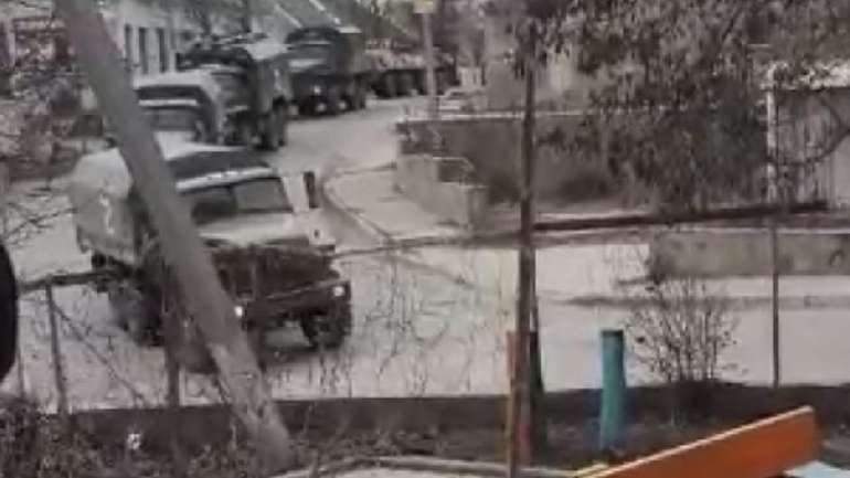 Московитські окупанти в Генічеську (24.02.2022)