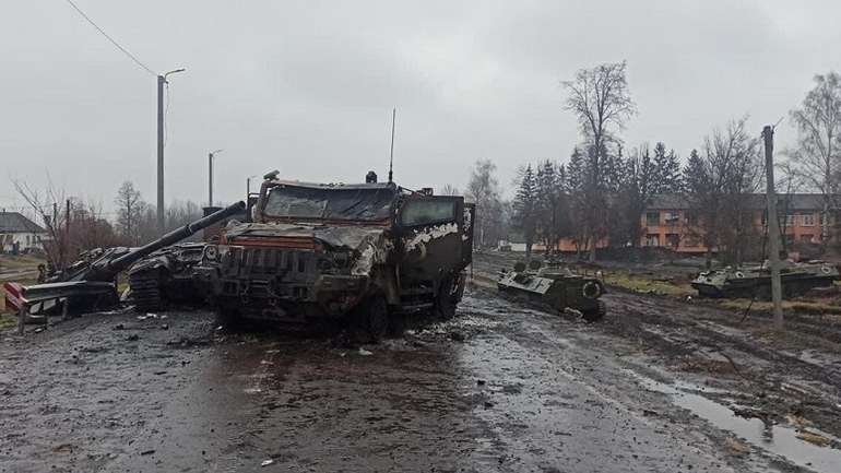Колона рашистів загубилася "на навчаннях" у Київській області (01.04.2022)