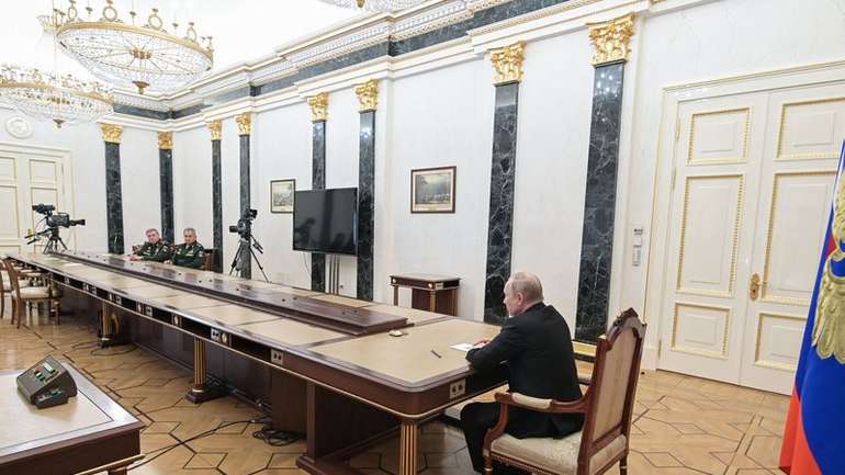 Рішення про повномасштабне вторгнення путін приймав разом з шойгу, патрушевим та герасимовим