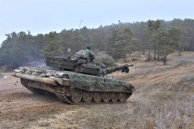 Словенський танк М-84