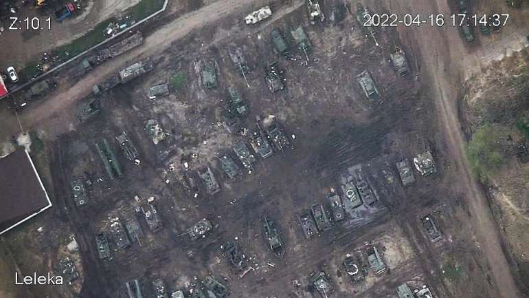 Цвинтар знищених російських танків виявили неподалік Білгорода