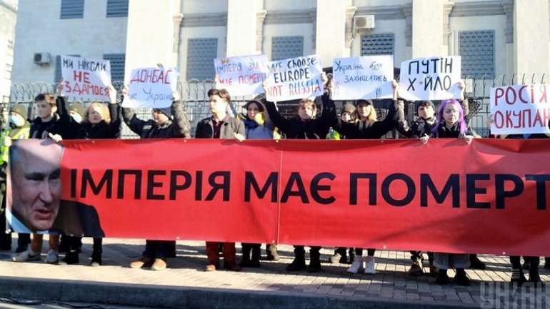 Вірю, що попри втрати Україна вистоїть і переможе у війні, – правнучка Хрущова