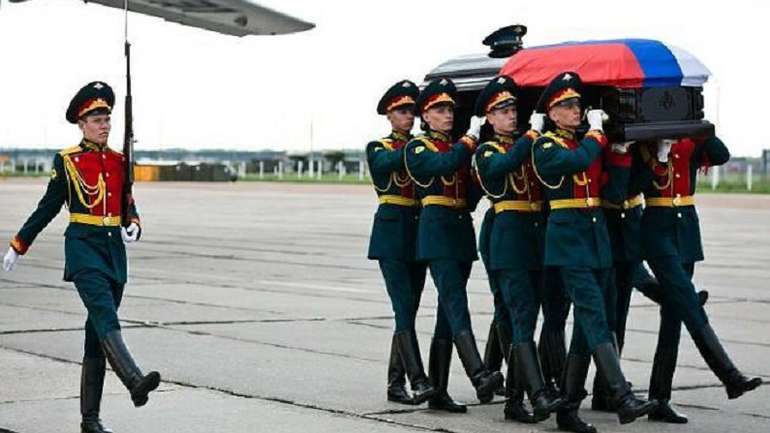 День «перемоги» з трупним амбре