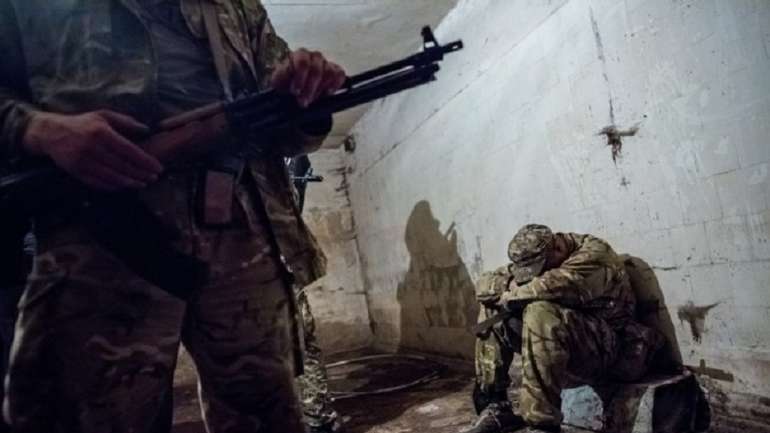 Російські окупанти вбивають українських військовополонених