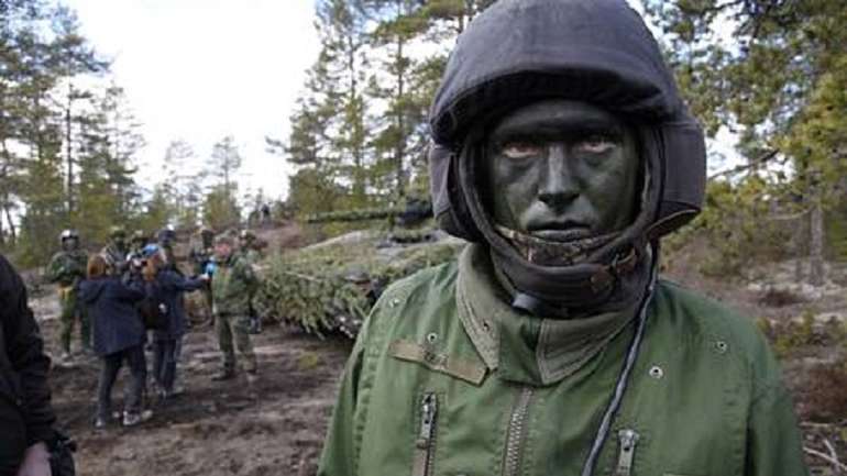 Попередження для агресора: Фінляндія проводить спільні навчання з НАТО