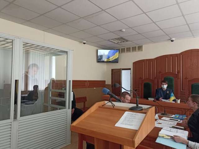 На Тернопільщині судять двох волонтерів, яких звинувачують у привласненні мільйонів_8