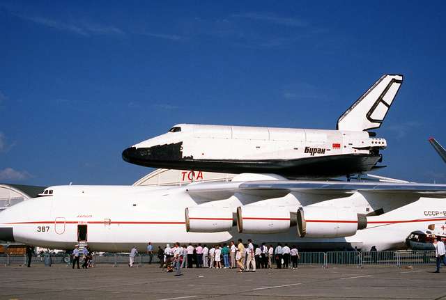 Ан-225 з «Бураном»